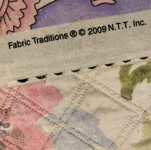 - Fabric - Picture 3 of 3